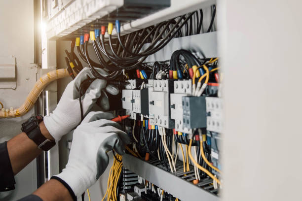 Best Local Electrician Companies  in Madras, OR